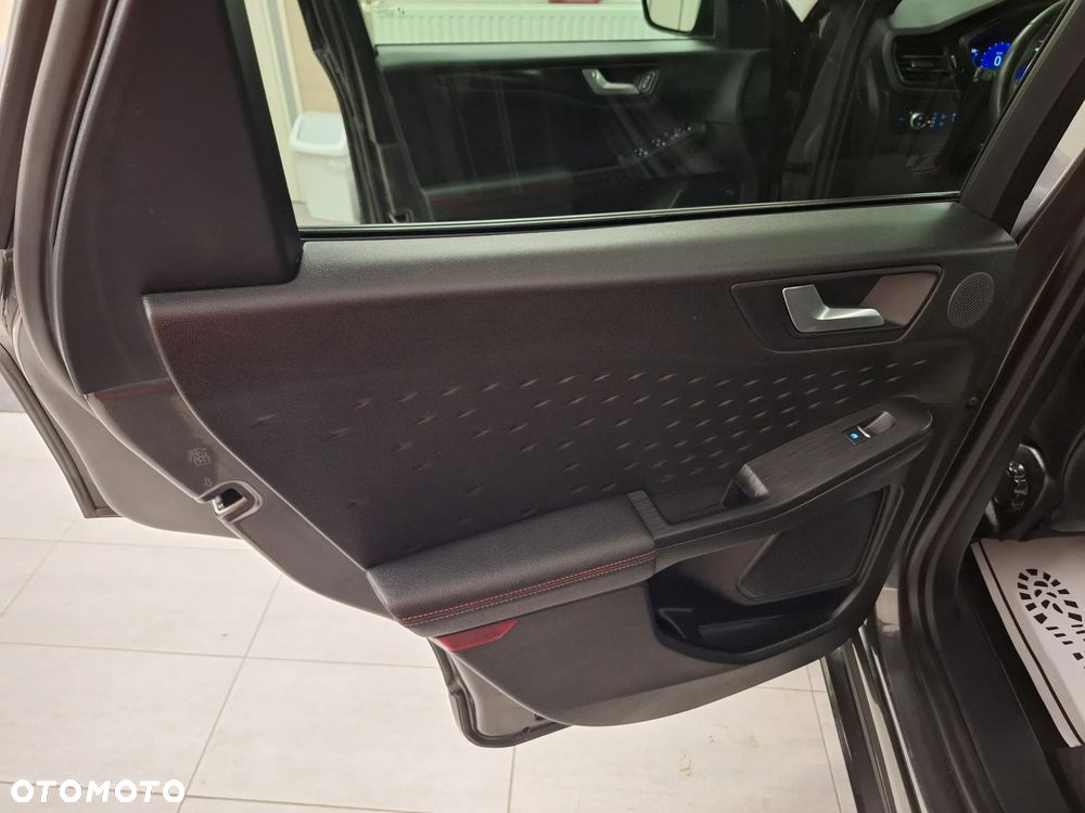 Ford Kuga 2.0 EcoBlue 4x4 ST-LINE X - 21