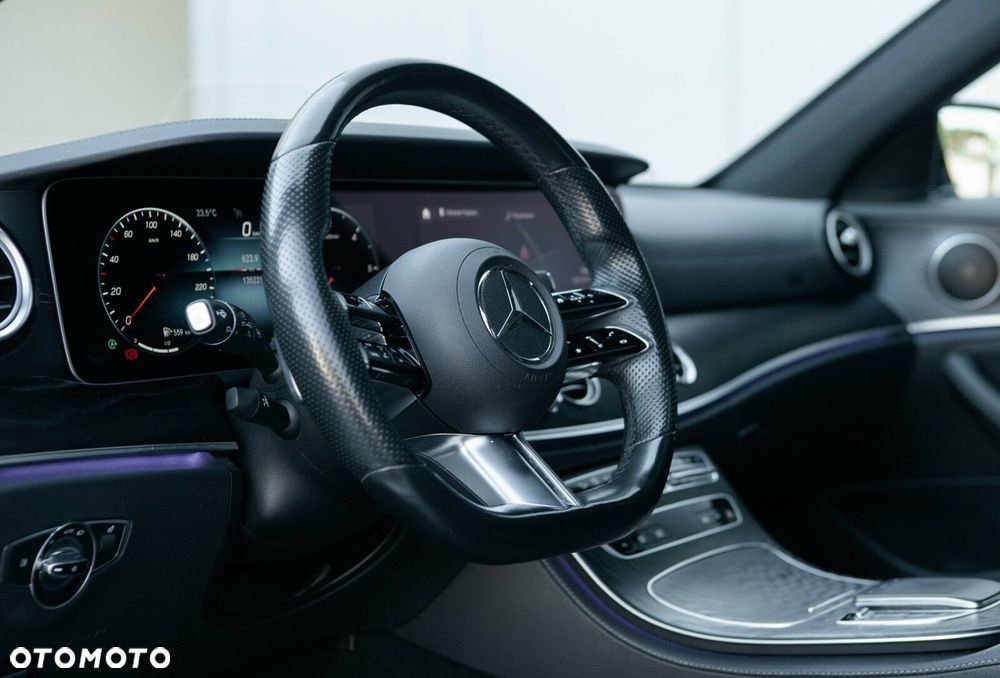 Mercedes-Benz Klasa E - 22