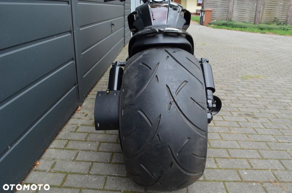 Harley-Davidson V-Rod Night Rod - 3