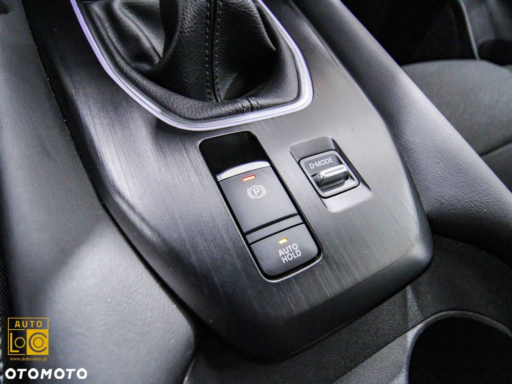 Nissan Qashqai 1.3 DIG-T N-Connecta - 32