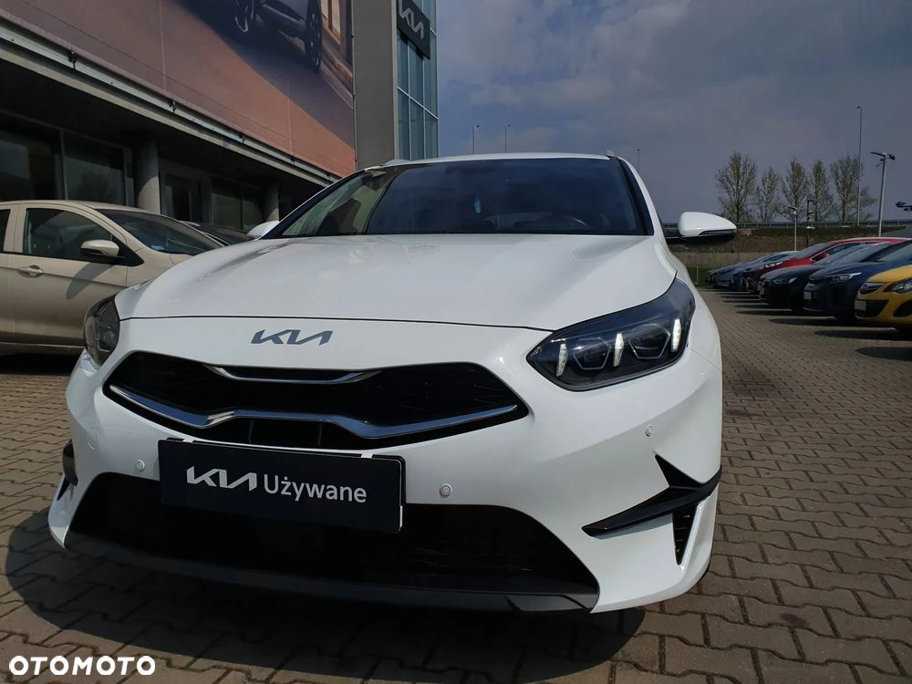 Kia Ceed 1.5 T-GDI Business Line - 20