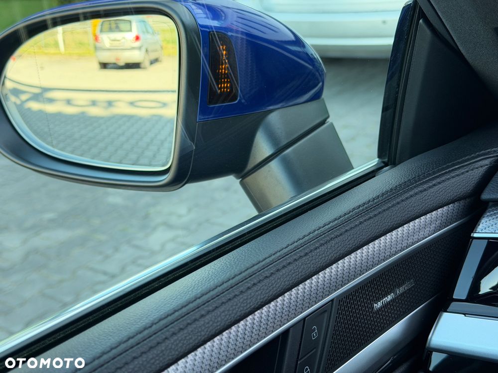 Volkswagen Arteon 2.0 TDI SCR 4Motion DSG R-Line - 32