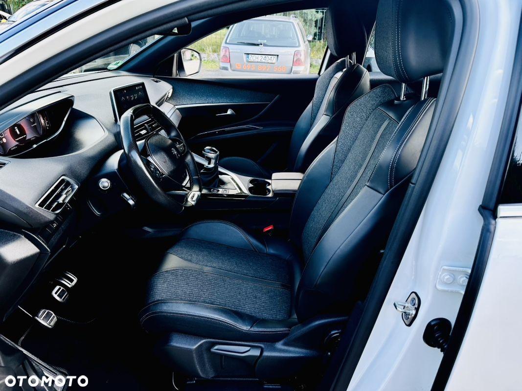 Peugeot 3008 1.5 BlueHDi GT S&S - 30