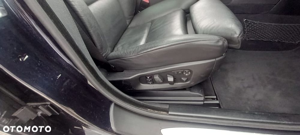 BMW Seria 5 530i - 29