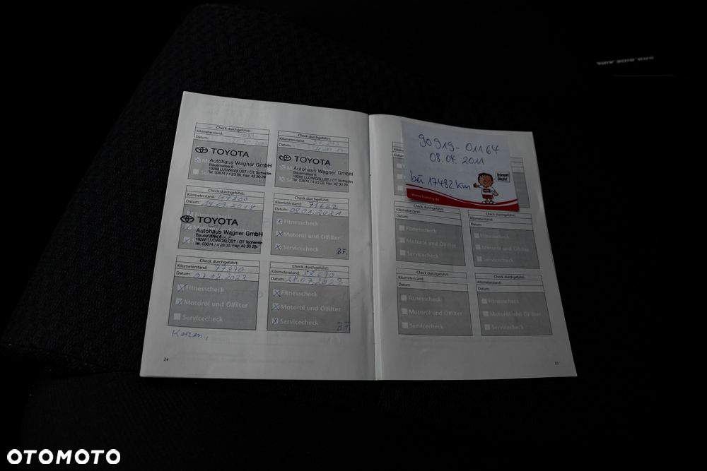 Toyota Avensis 1.8 VVT-i Executive - 34