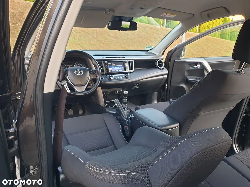 Toyota RAV4 2.0 4x4 - 16