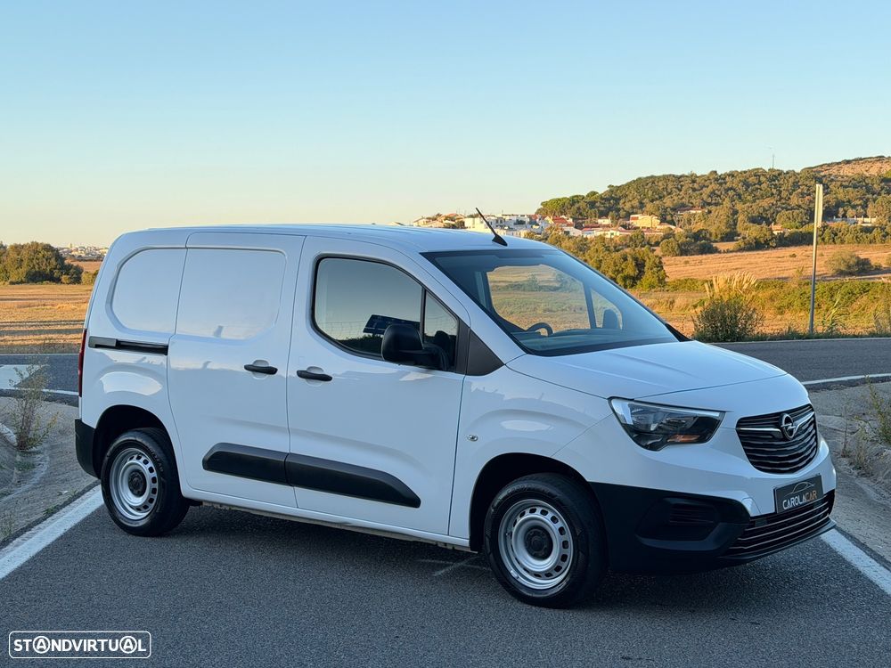 Opel Combo L1 / iva dedutivel / poucos km / 2022 - 1