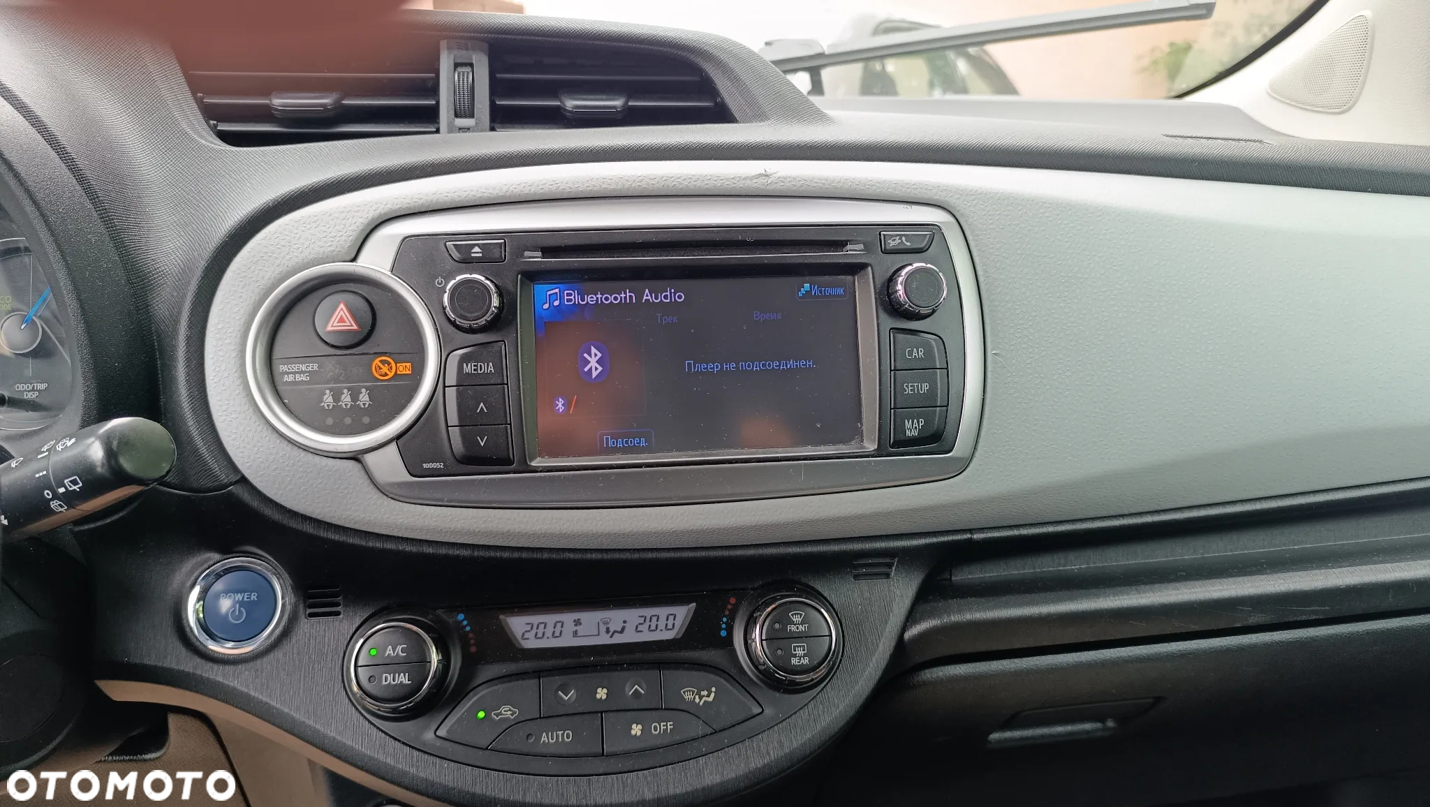 Toyota Yaris Hybrid 100 Sol - 10