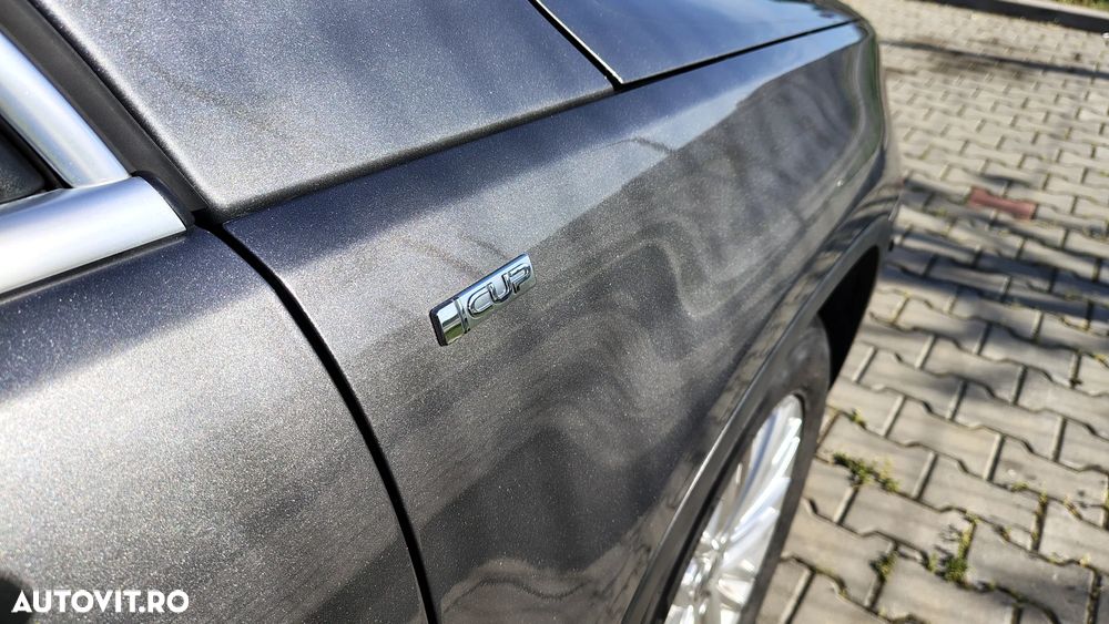 Volkswagen Tiguan 2.0 TDI DPF BlueMotion Technology Cup Sport & Style - 9