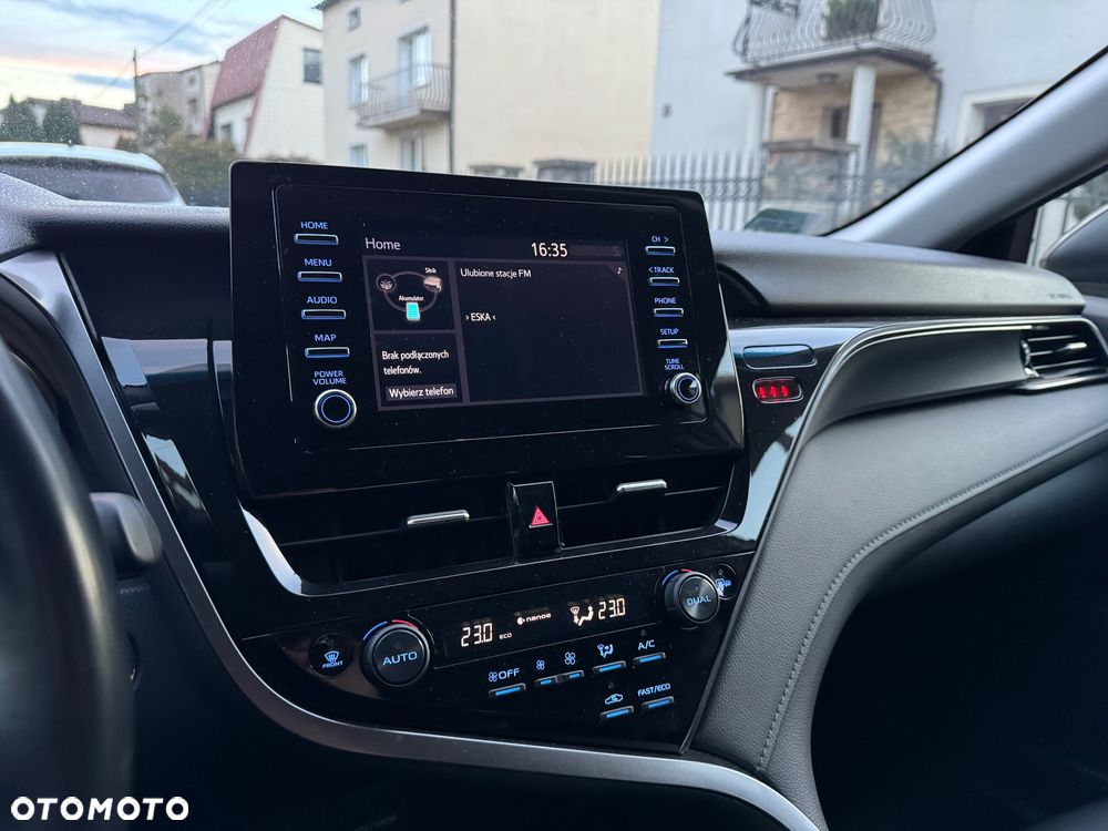 Toyota Camry 2.5 Hybrid Comfort CVT - 15