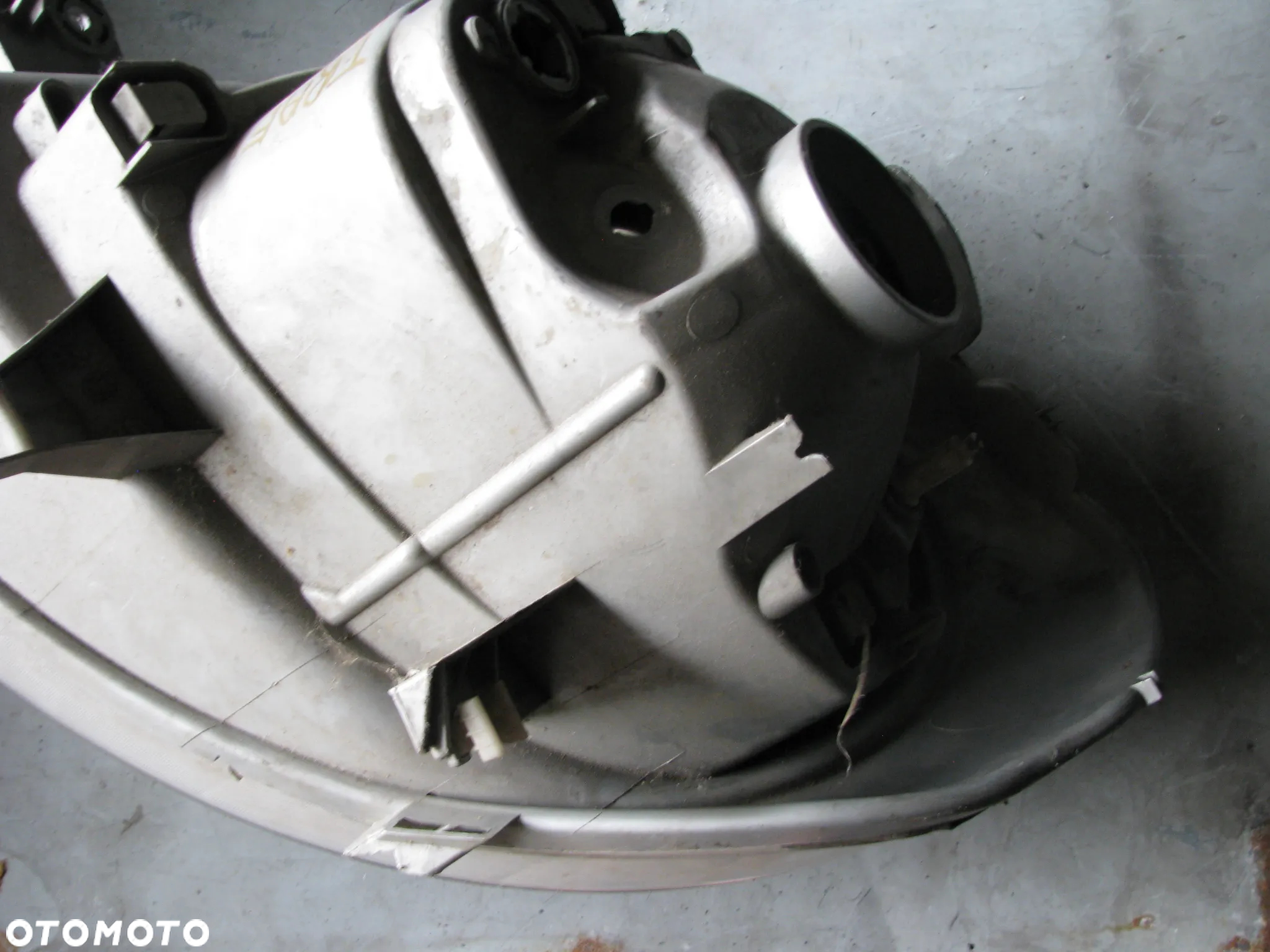 OPEL VIVARO A I 05r lampa prawa przod 7700311374 91165722 - 6