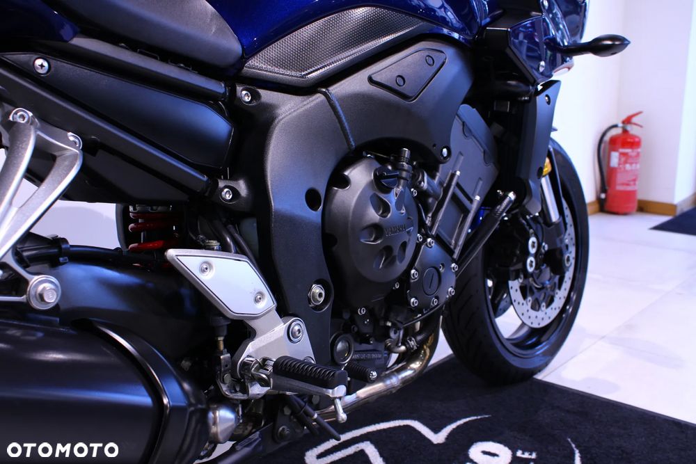 Yamaha FZ - 19