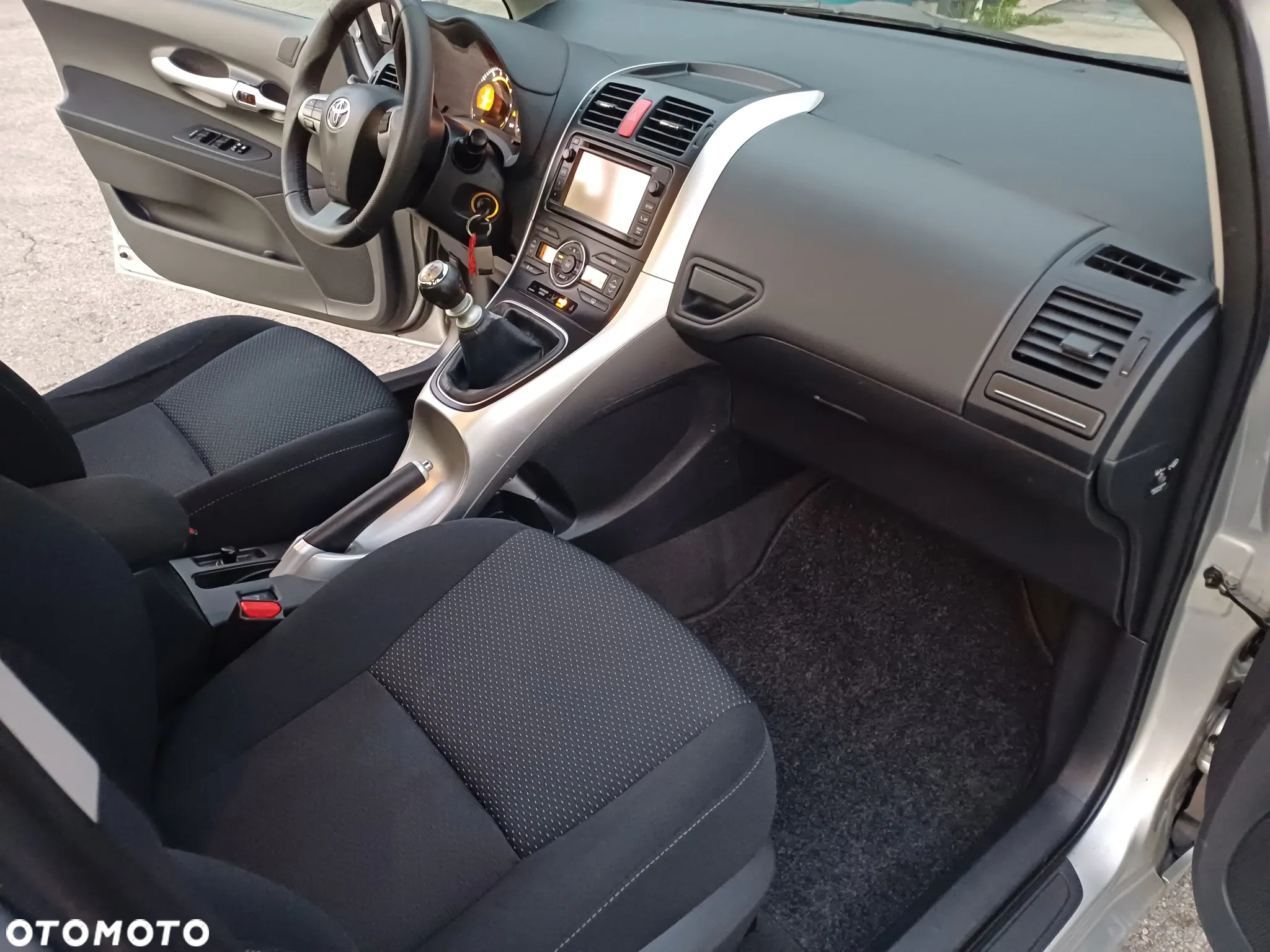 Toyota Auris 1.33 VVT-i Luna - 14