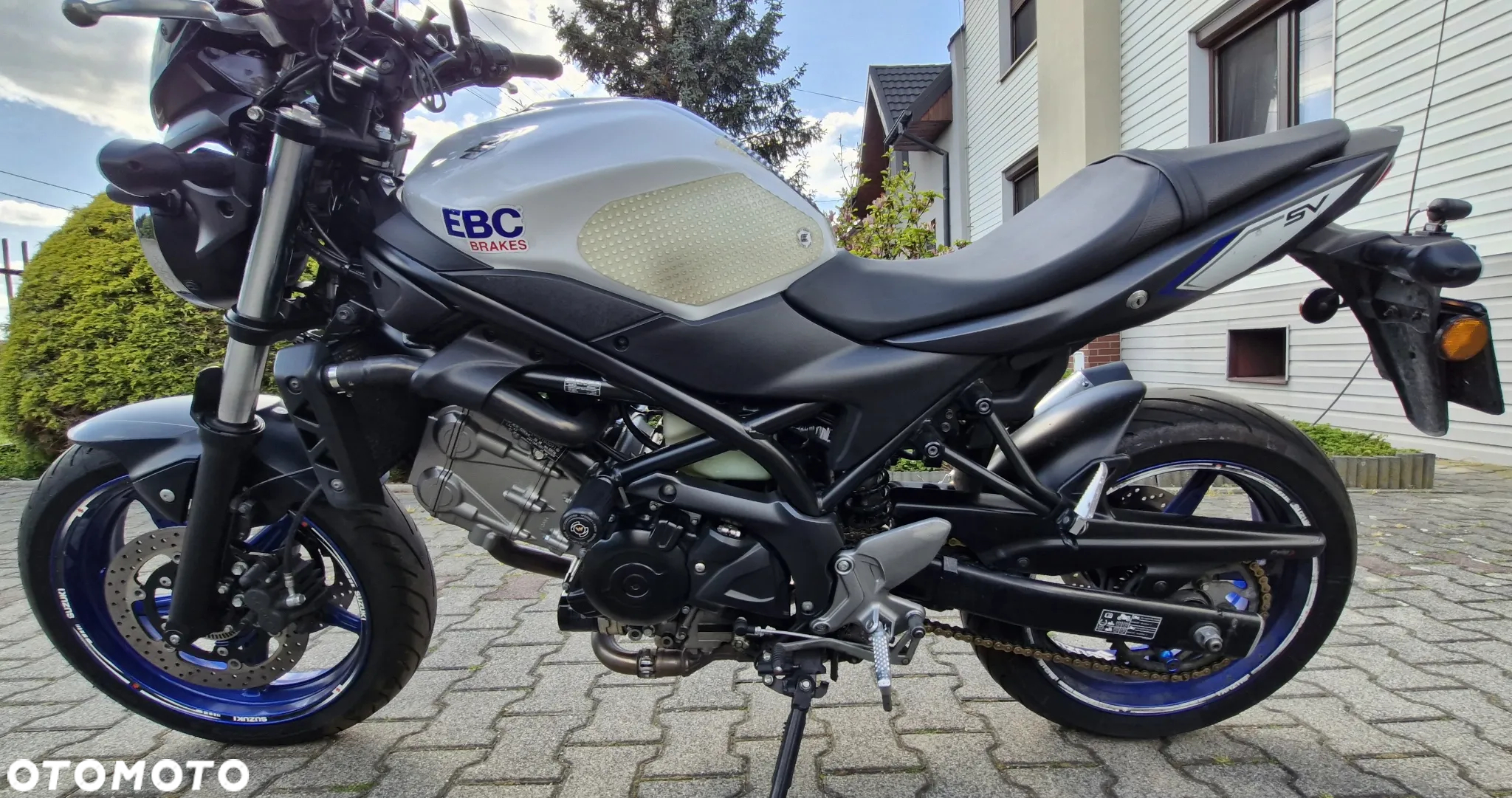 Suzuki SV - 2