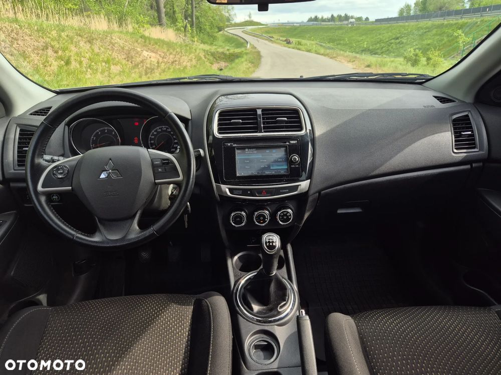 Mitsubishi ASX - 17