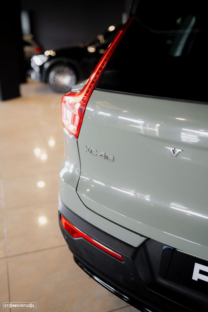 Volvo XC 40 Recharge Plus - 19