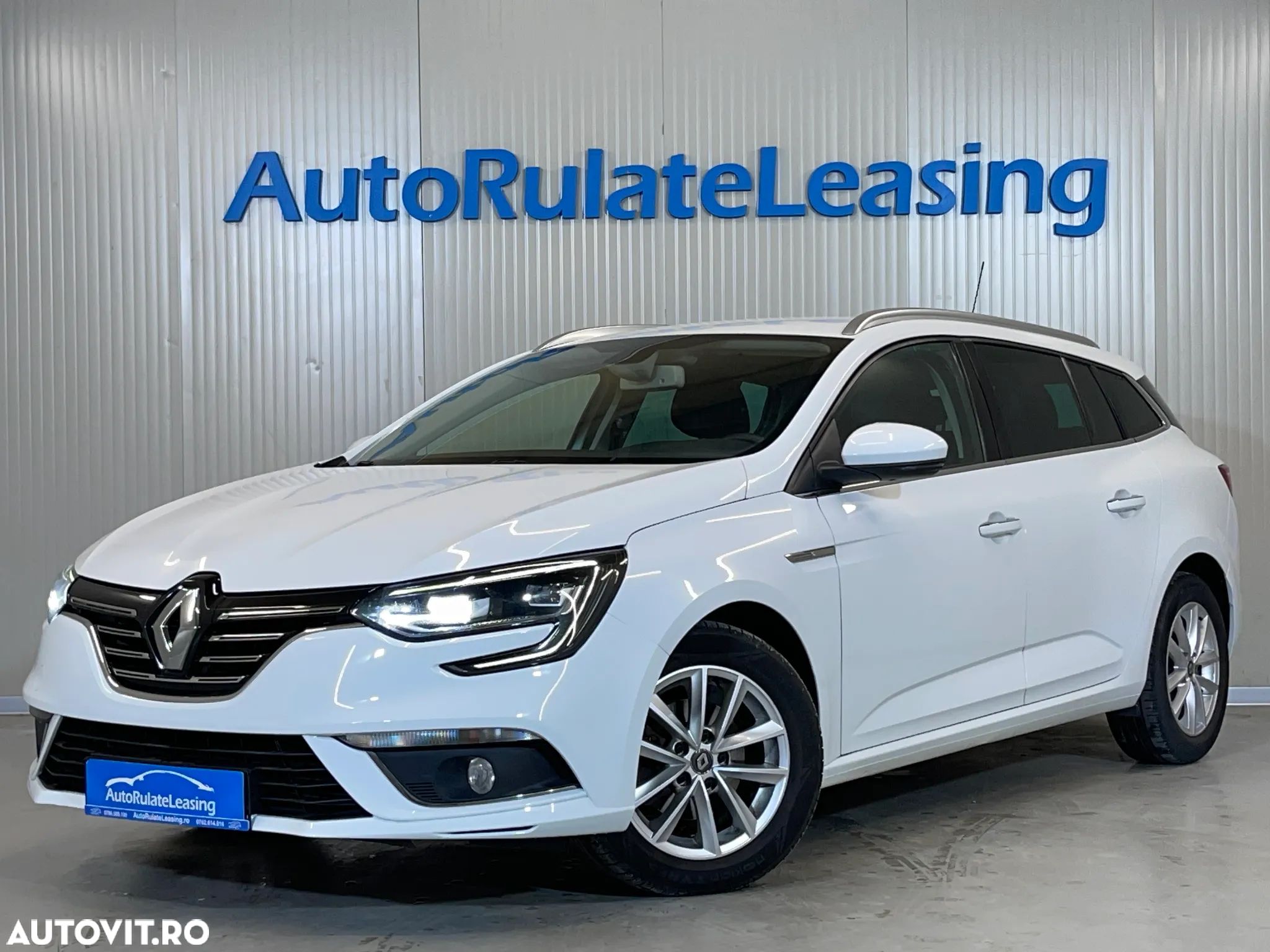 Renault Megane Estate Blue dCI EDC Intens - 1
