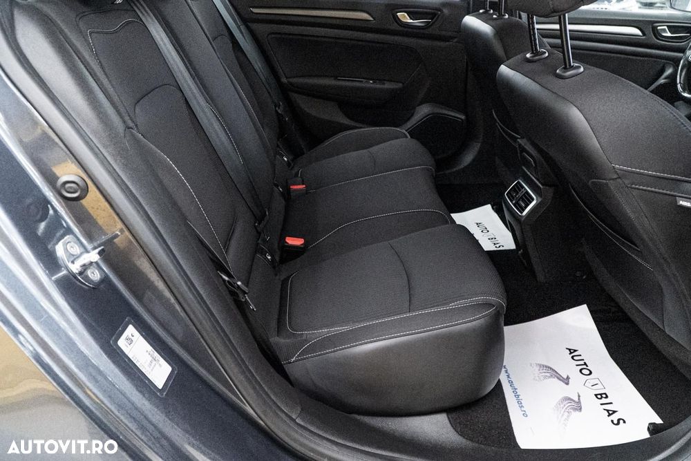 Renault Megane BLUE dCi 115 INTENS - 9