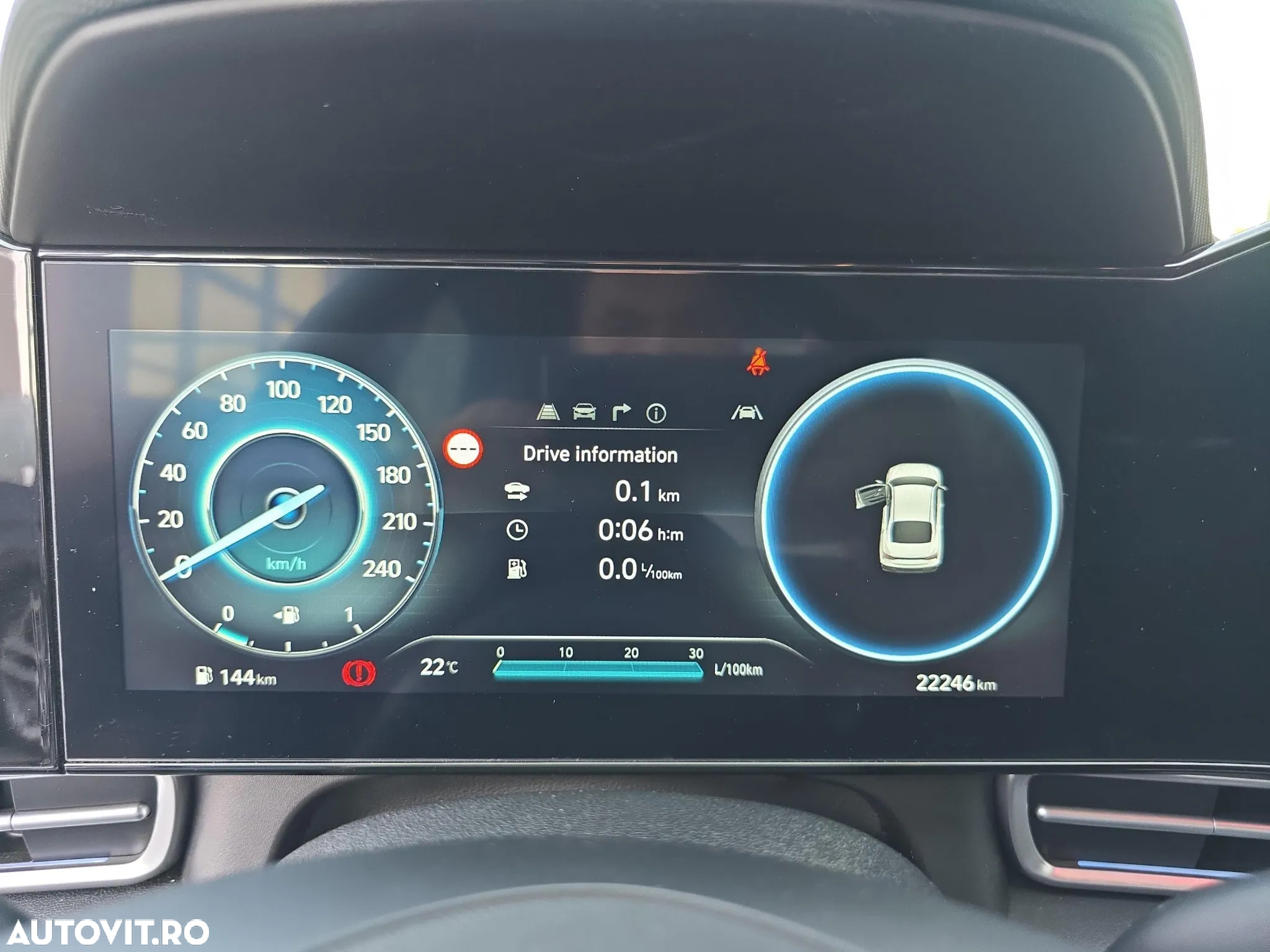 Hyundai Elantra - 11