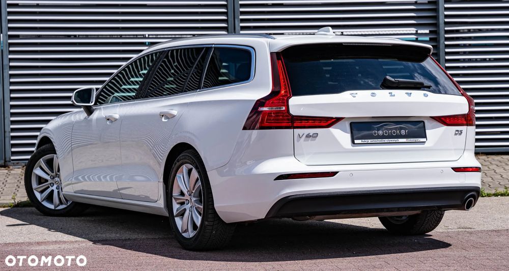 Volvo V60 D3 Geartronic Momentum - 12