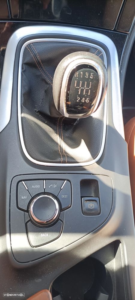 Opel Insignia Sports Tourer 2.0 CDTi Sport AWD S/S - 10