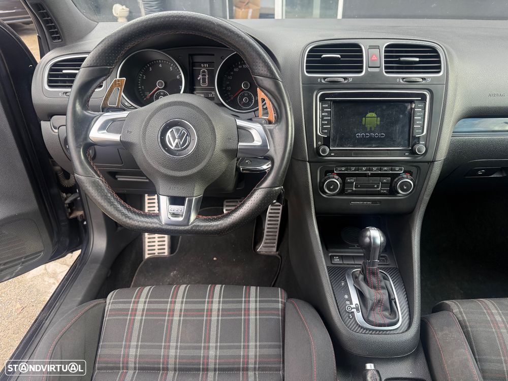 VW Golf 2.0 TSi GTI DSG - 20