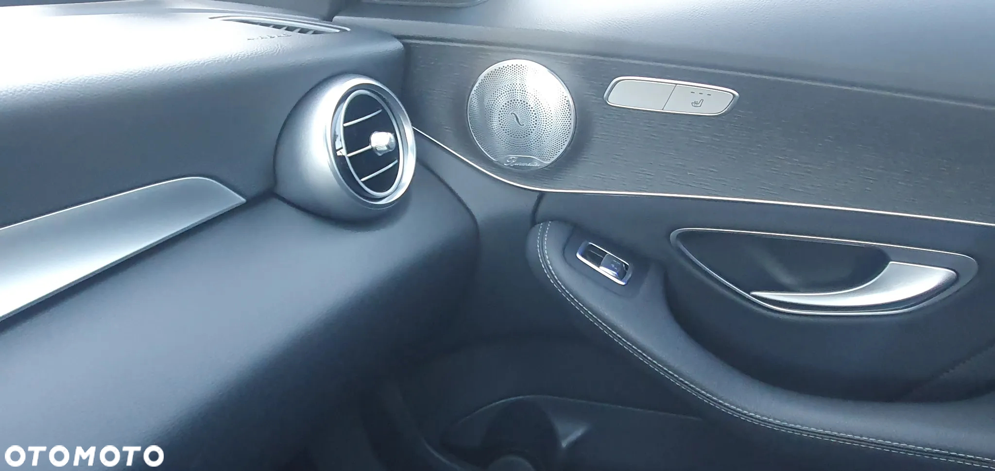 Mercedes-Benz Klasa C 220 d 4MATIC 9G-TRONIC - 19