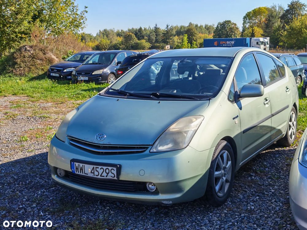 Toyota Prius 1.5 VVT-i Sol - 11