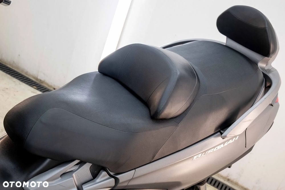 Suzuki Burgman - 20