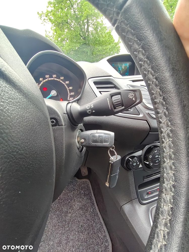 Ford Fiesta 1.25 Silver X (SVP) - 18