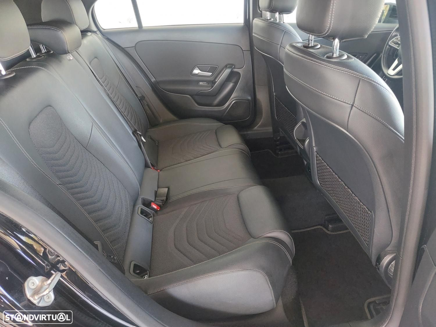 Mercedes-Benz A 250 e Style Plus - 43