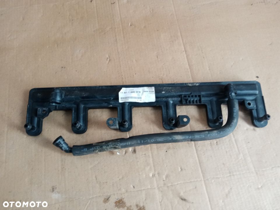Listwa rozdzielacz paliwa BMW E39 E60 2.5 1440318 - 2