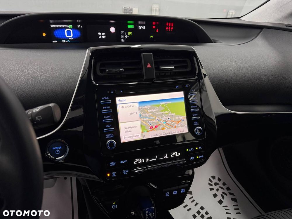 Toyota Prius 1.8 Hybrid Premium - 12