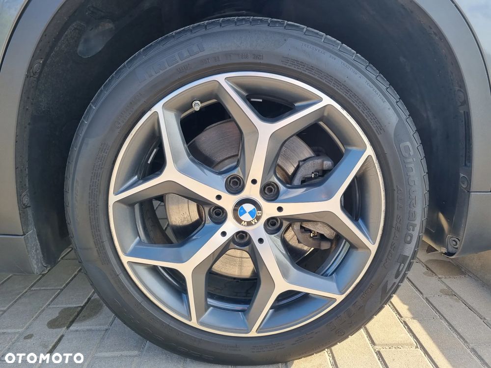 BMW X1 xDrive25i xLine - 18