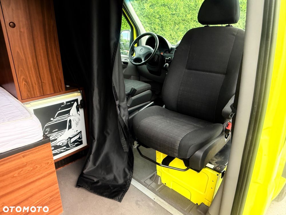Mercedes-Benz Sprinter - 7