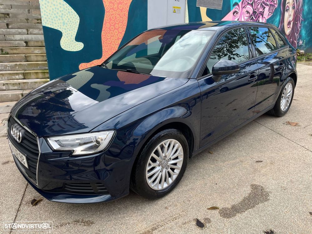 Audi A3 Sportback 1.6 TDI Design - 9