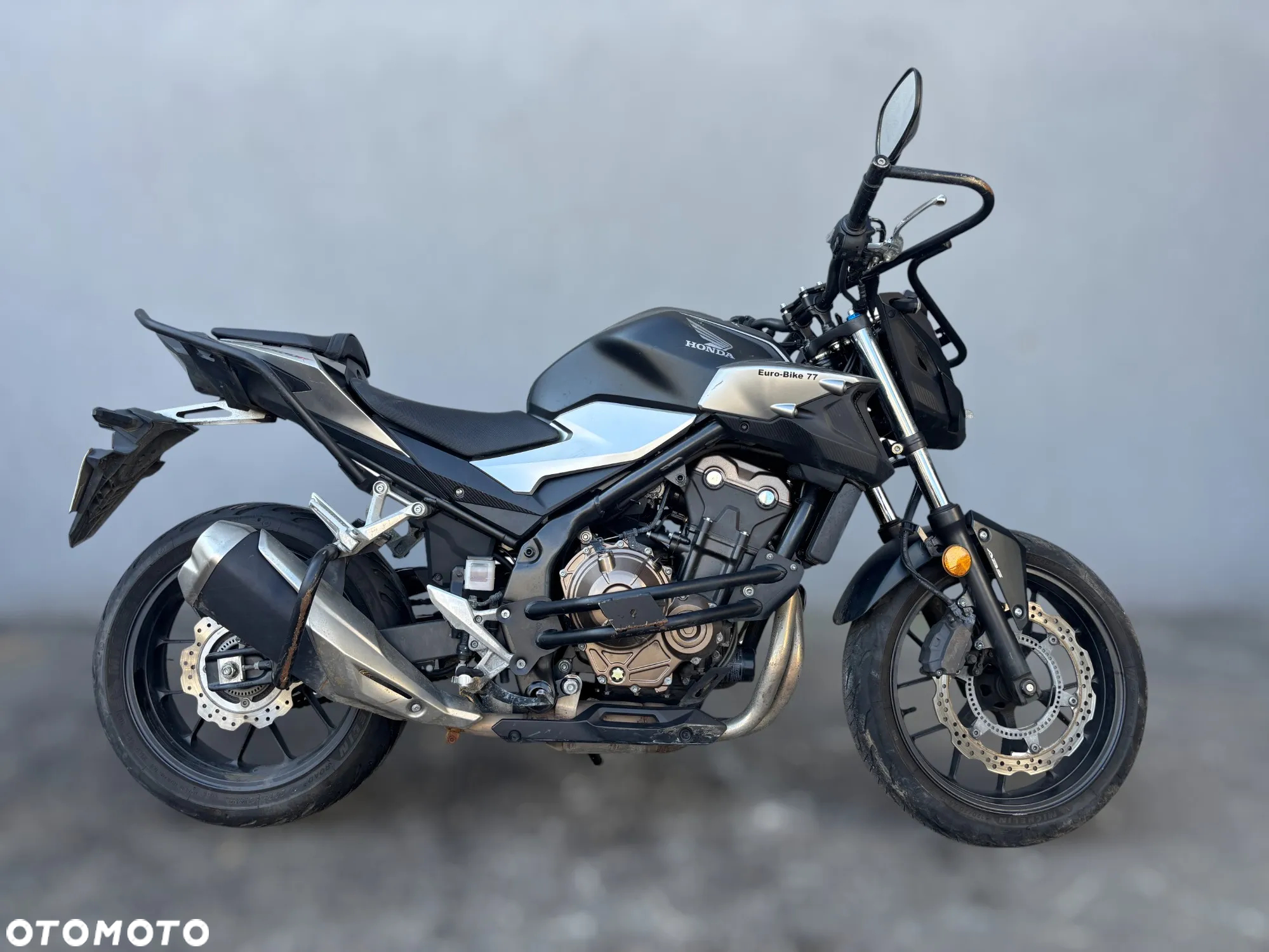 Honda CB - 2