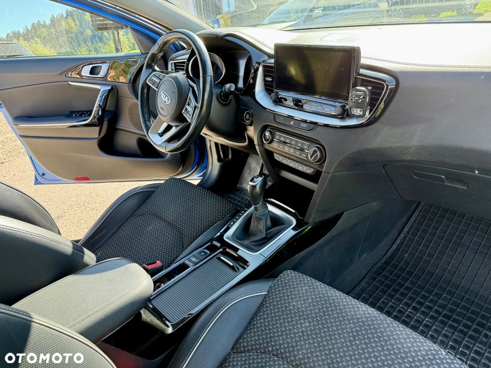 Kia XCeed 1.4 T-GDI L Business Line - 6