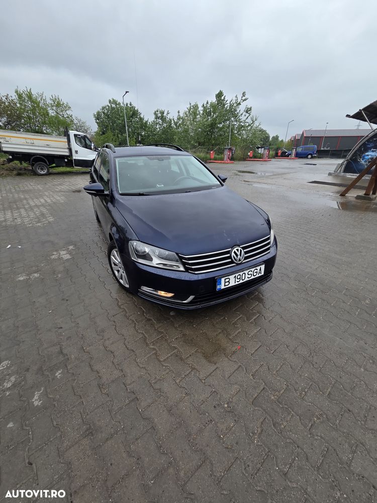 Volkswagen Passat 2.0 TDI BlueMotion Technology Comfortline - 2