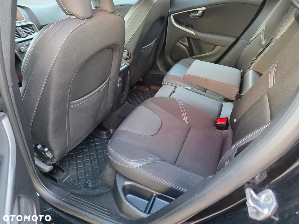 Volvo V40 D3 Drive-E Kinetic - 10