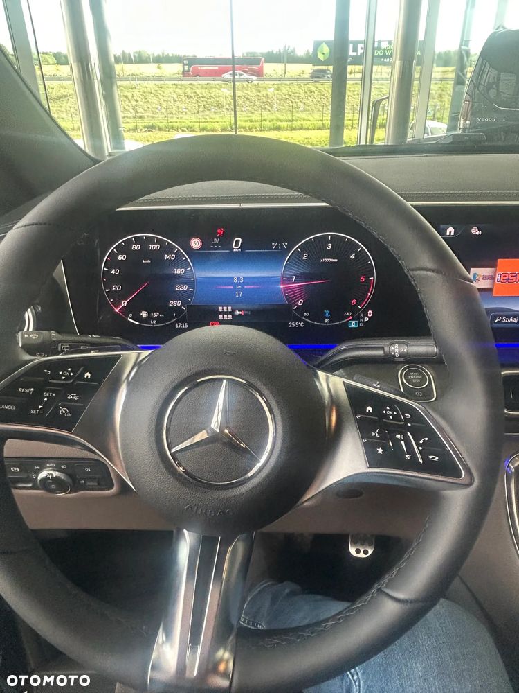 Mercedes-Benz Klasa V 300 d 4-Matic 9G-Tronic Exclusive (d³ugi) - 10