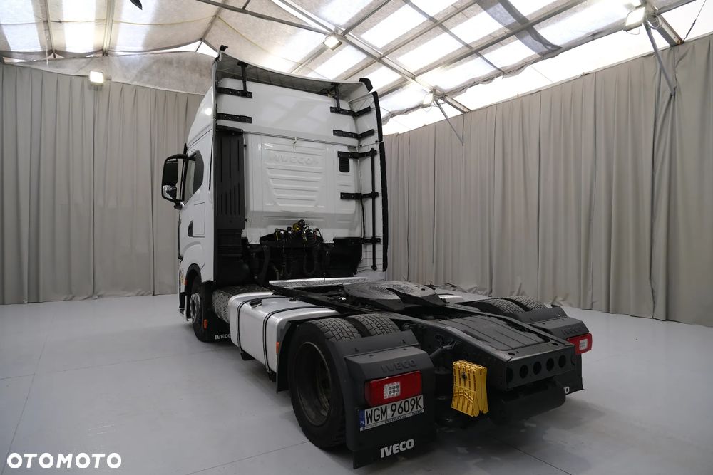 Iveco AS 440 S49 S-Way - 2