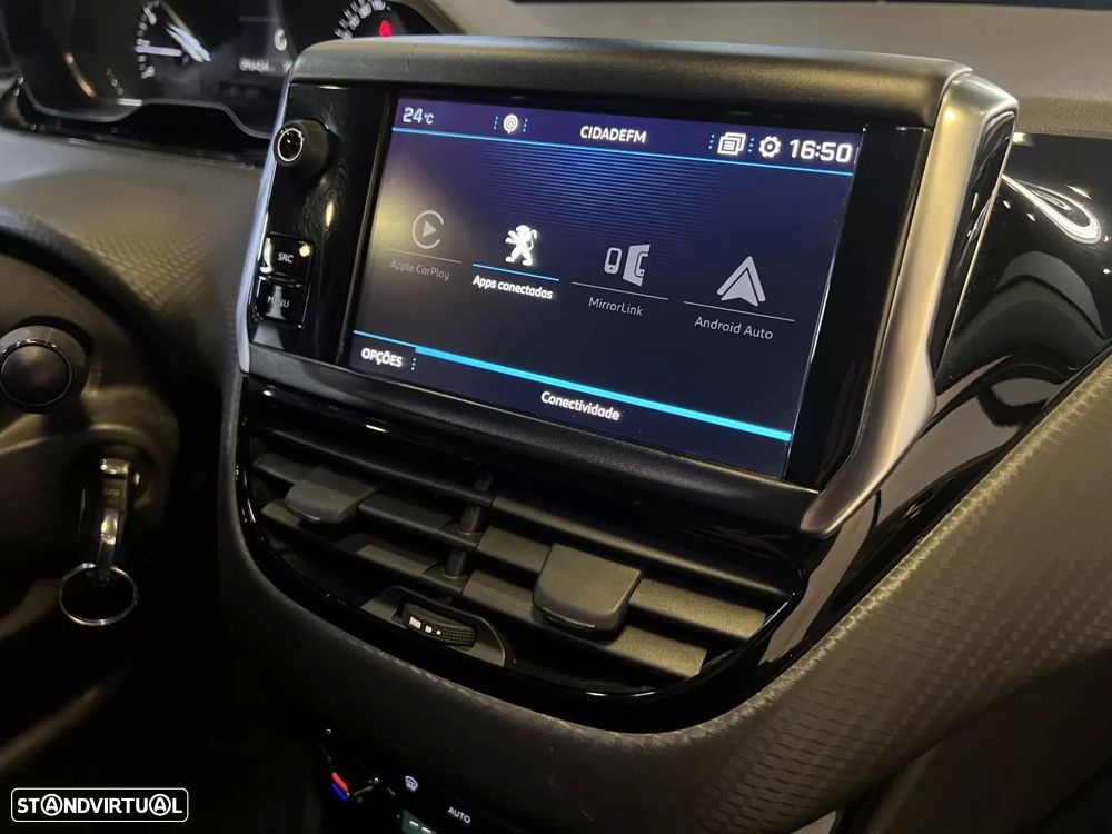 Peugeot 2008 1.2 PureTech GT Line - 16