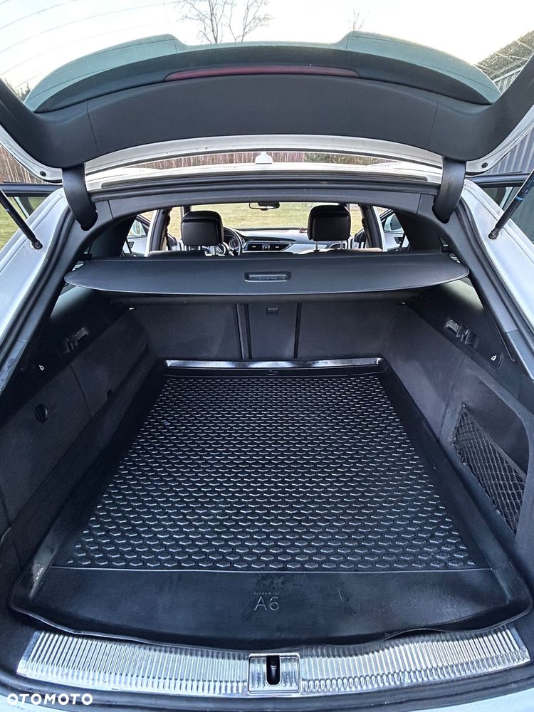 Audi A6 Avant 2.0 TDI Ultra S tronic - 13