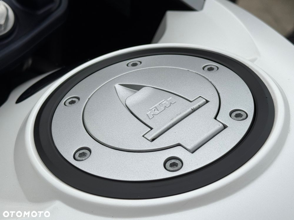 KTM Super Adventure - 23