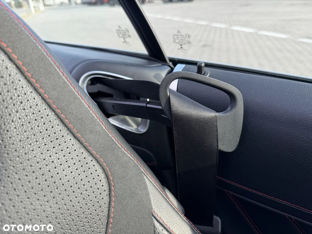 Mercedes-Benz Klasa C AMG 43 4Matic 9G-TRONIC - 17