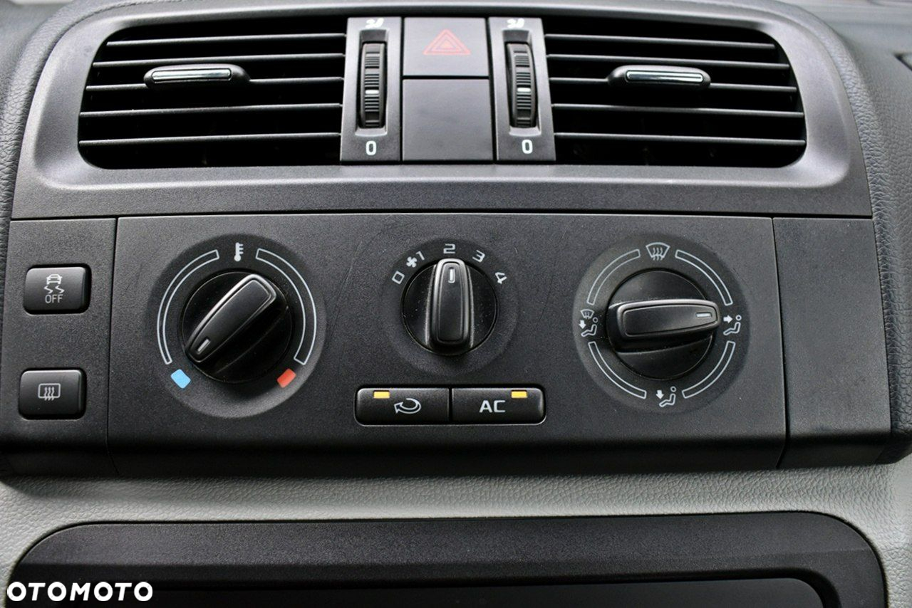 Skoda Roomster 1.2 TSI Ambition - 19