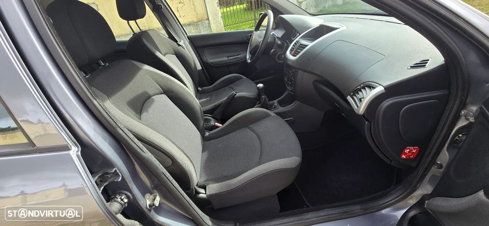 Peugeot 206+ 1.1 Trendy - 13