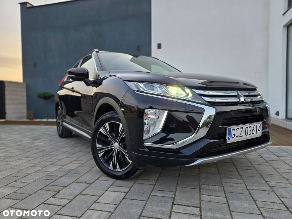 Mitsubishi Eclipse Cross 1.5 T GPF Intense Pro CVT 4WD - 2