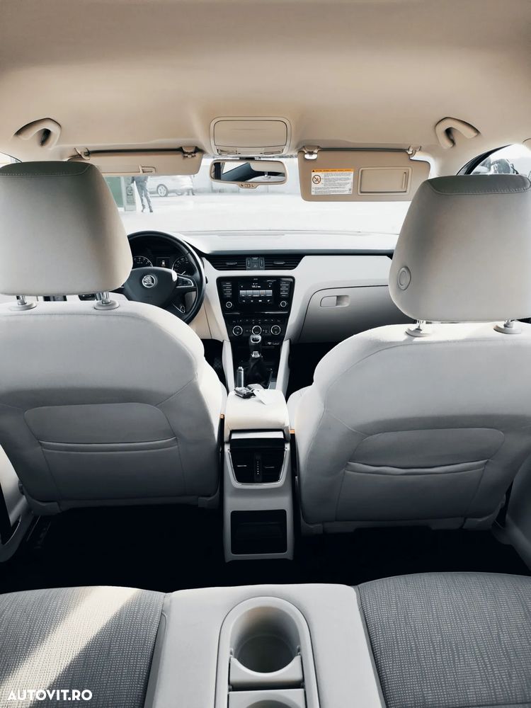 Skoda Octavia 2.0 TDI AMBITION - 14